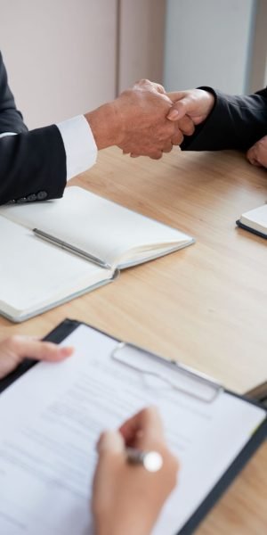 Confirming Deal 4wlr4n5.jpg